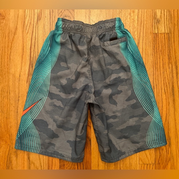 Nike Boys Swim Trunks Built In Briefs Pockets Drawstring Logo Sz Med - Picture 3 of 4